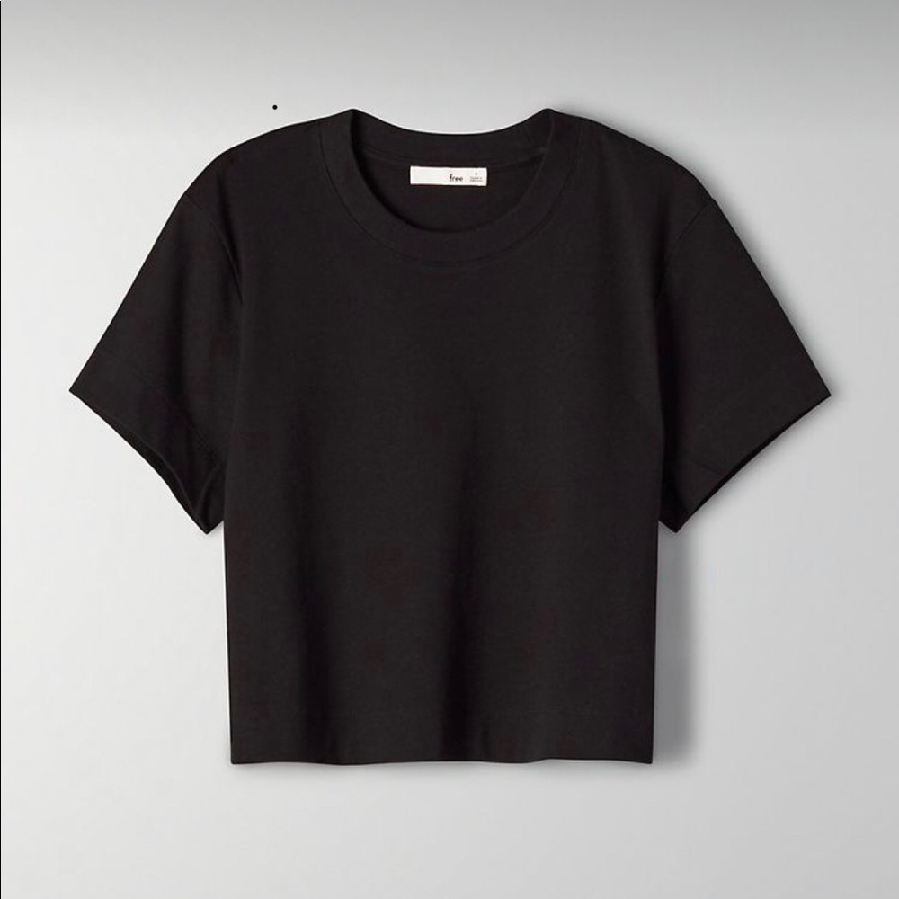Aritzia Wilfred Free Weekend T-Shirt Cropped cotton t-shirt - M